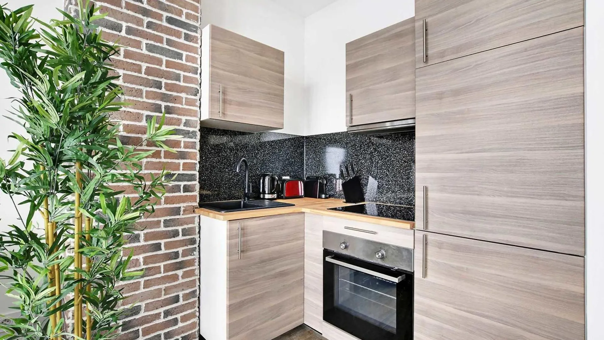 Amazing Apartment - 1Br-4P - Gare Montparnasse Paris France